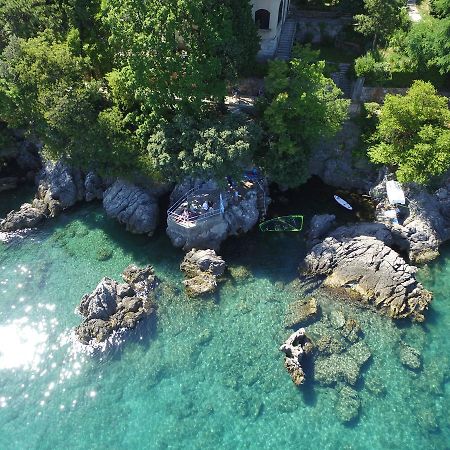Premium Apartments Punta Kolova Abbázia Kültér fotó
