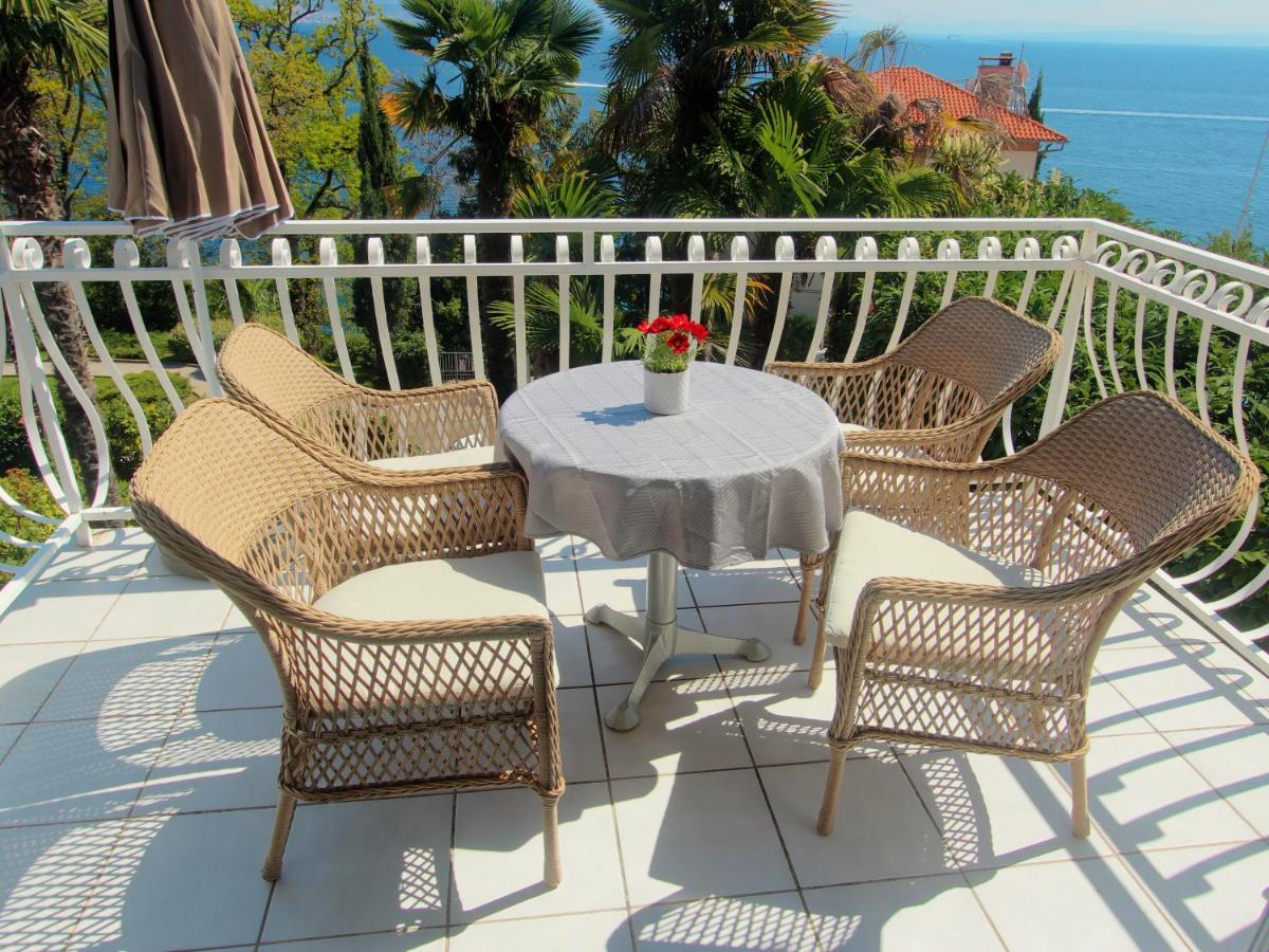 Premium Apartments Punta Kolova Abbázia Kültér fotó