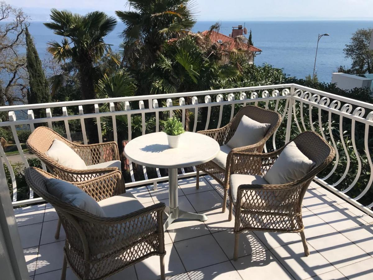 Premium Apartments Punta Kolova Abbázia Kültér fotó