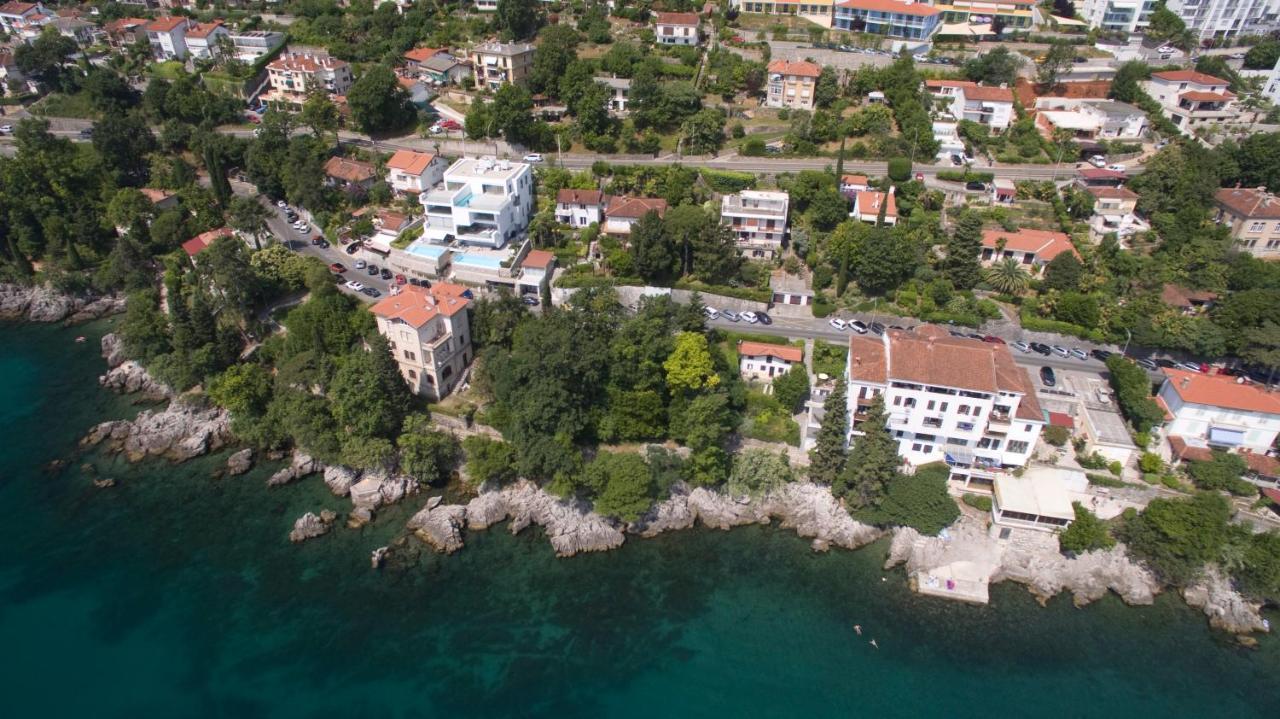 Premium Apartments Punta Kolova Abbázia Kültér fotó
